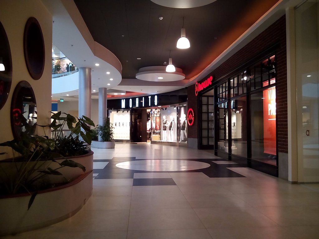 Торговый центр Astri Centrum в Нарве